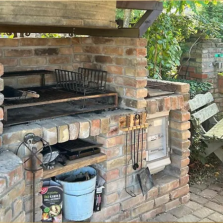 Becker Mittschiffs *