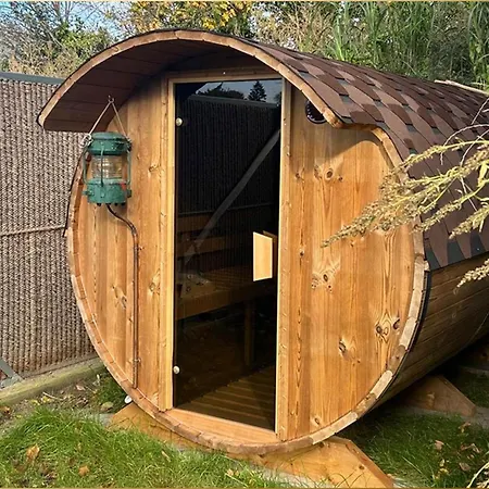 Becker Mittschiffs Heringsdorf (Usedom)